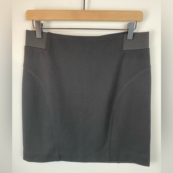MICHAEL Michael Kors Dresses & Skirts - MICHAEL, MICHAEL KORS Black Knit Mini Skirt Elastic Waist | Size 8